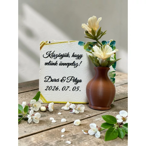10 db esküvői köszönő ajándék, hűtőmágnes, mini vázával, virágokkal