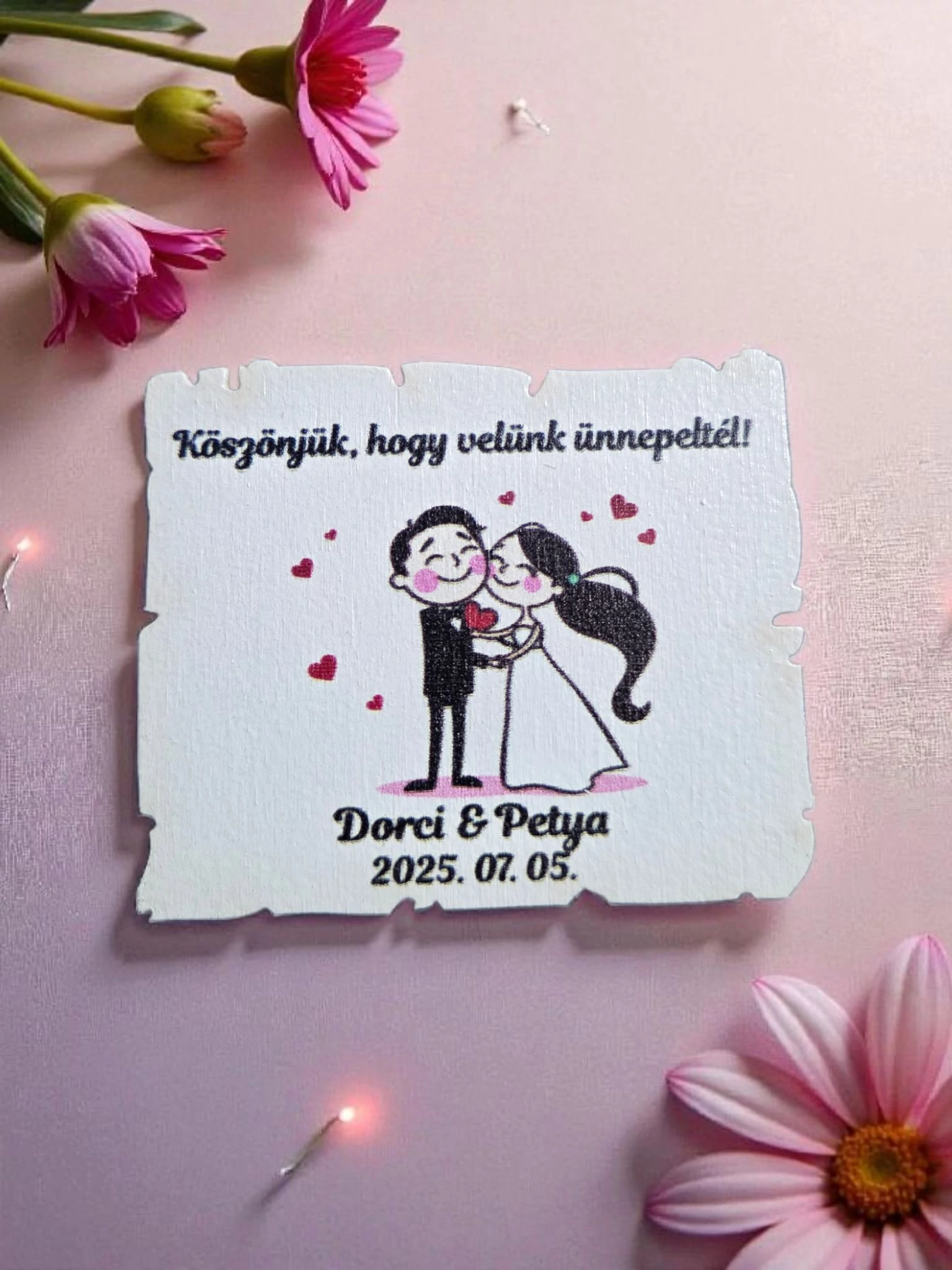 Esküvői köszönő ajándék, hűtőmágnes, névre szóló, színes, pálcika szerelem, 10 db / csomag